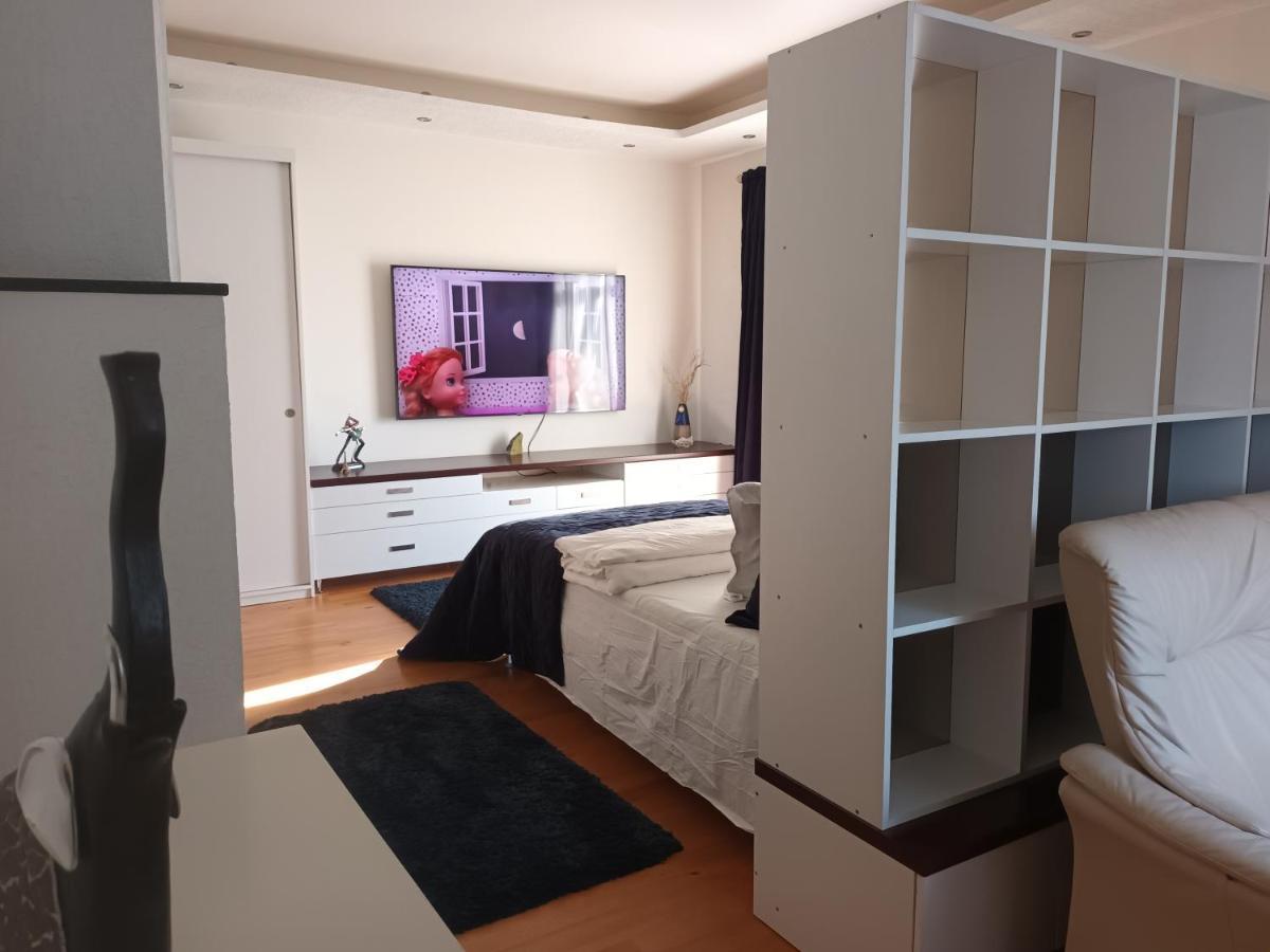 Skaistakalnio Apartamentai ปาเนเวชิส ภายนอก รูปภาพ