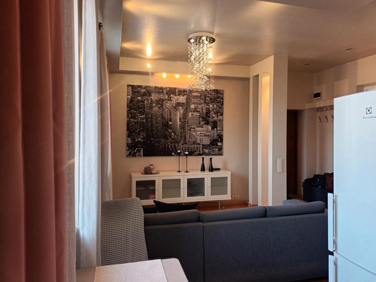 Skaistakalnio Apartamentai ปาเนเวชิส ภายนอก รูปภาพ